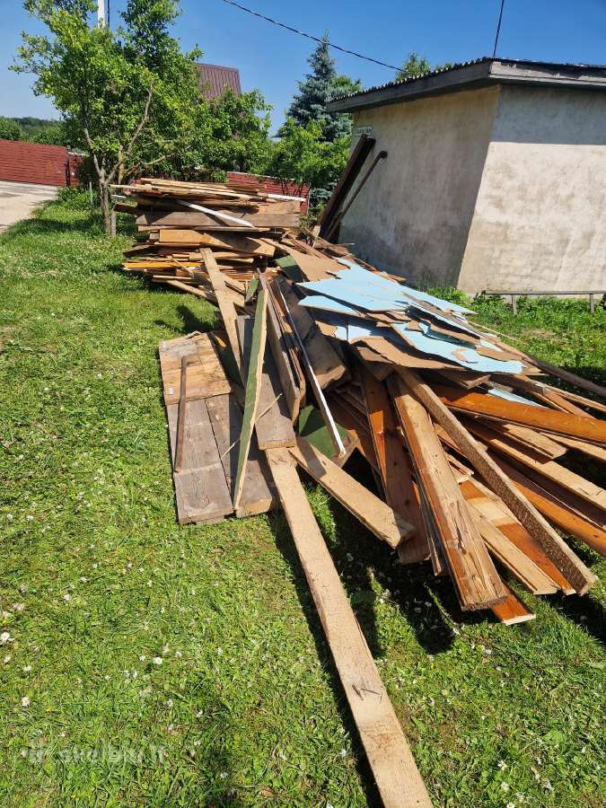 Dovanojam mediena