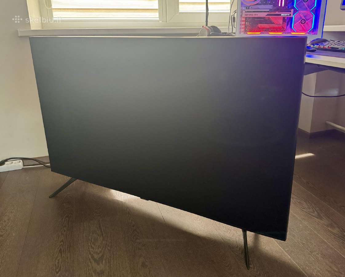 Samsung 55" Smart TV