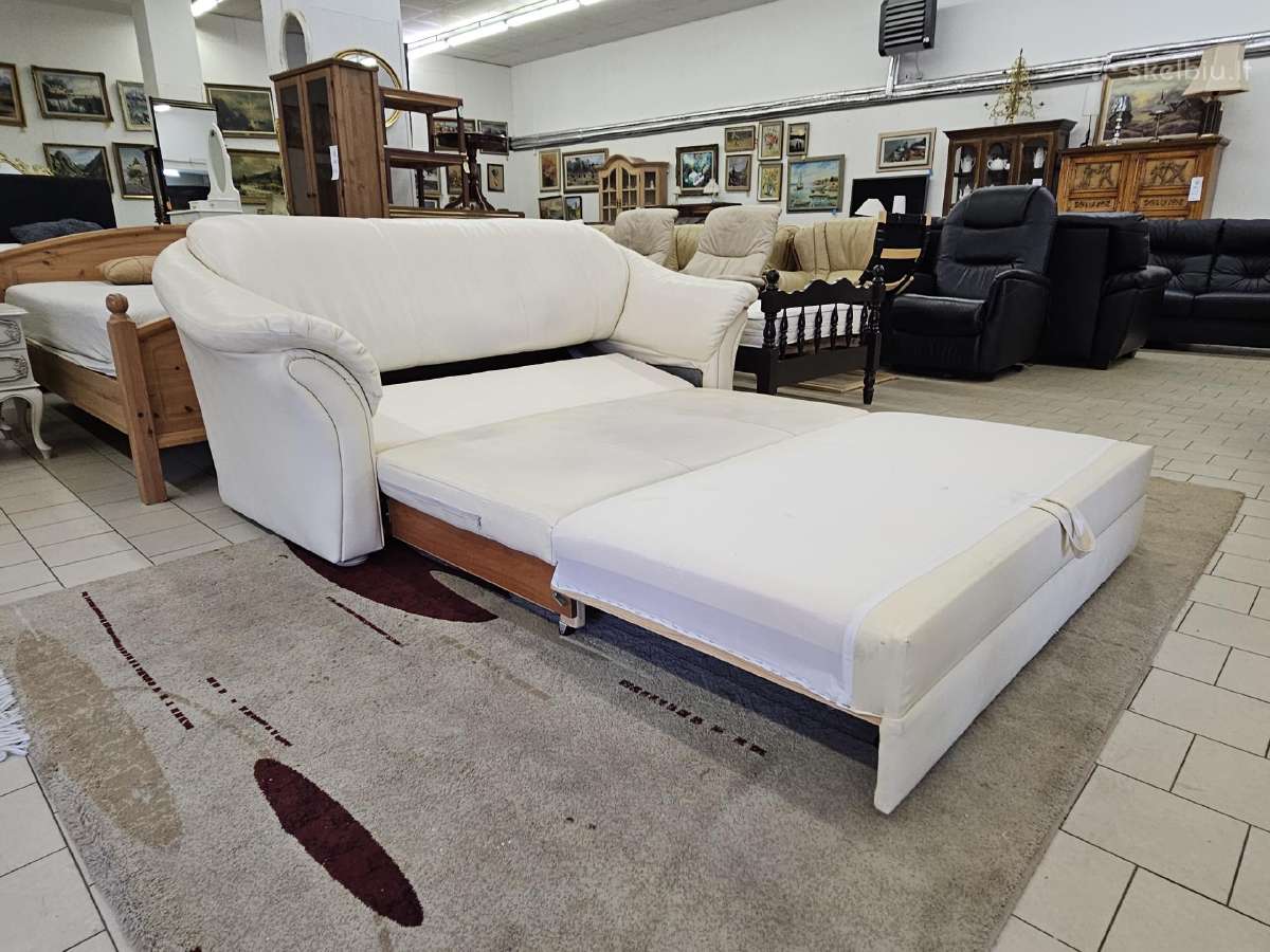 Odinė sofa lova(išsiskleidžia)