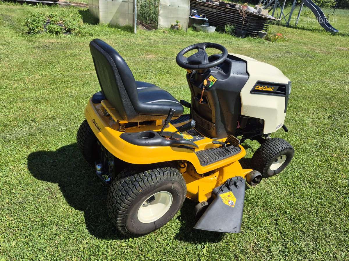 Sodo traktoriukas cub cadet - nuotraukos Nr. 3