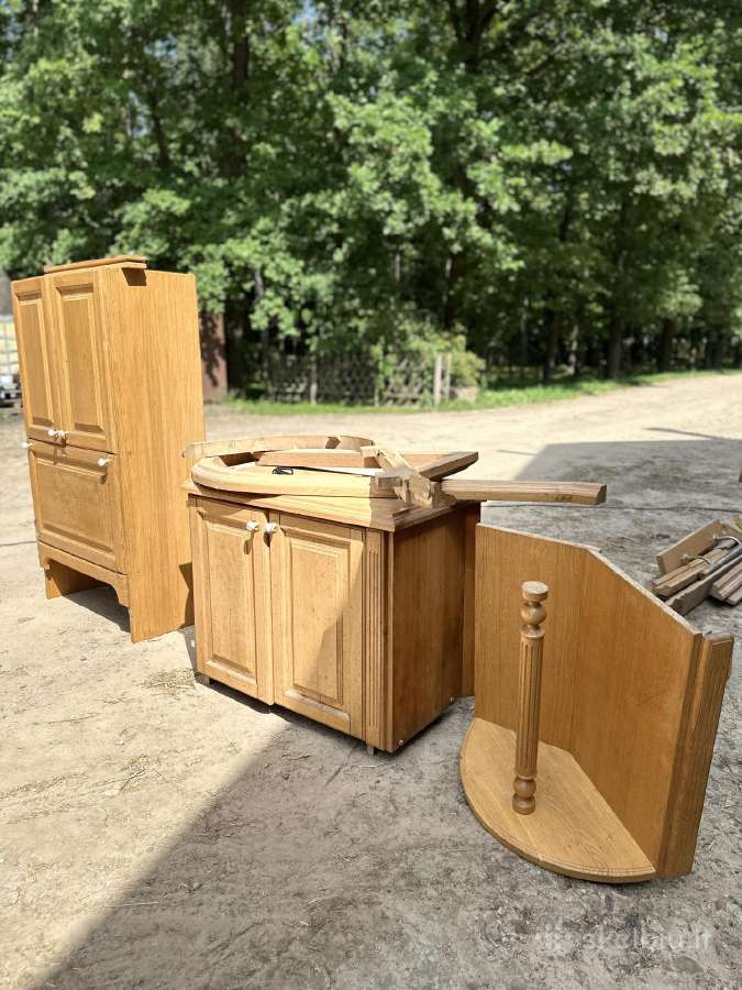 Ąžuolo masyvo baldai