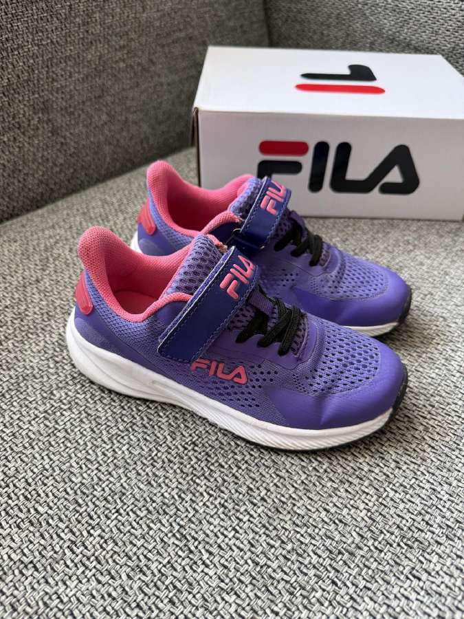 Violetiniai Fila kedukai 31 dydis