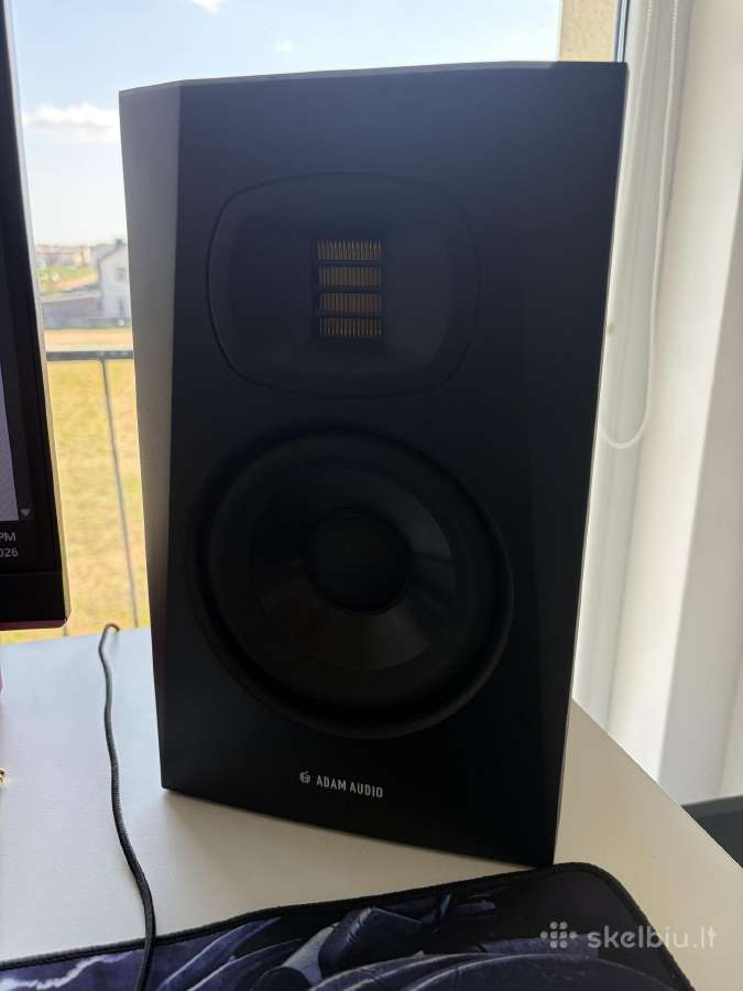 Adam Audio t5v