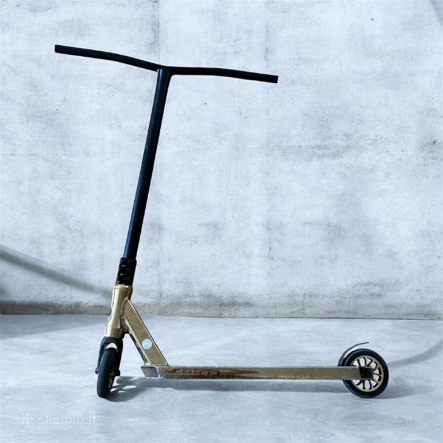 Triukinis paspirtukas Chilli Pro Scooter Reaper