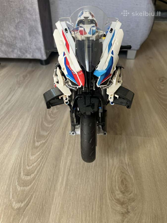 Lego Technic Bmw M1000rr - nuotraukos Nr. 2