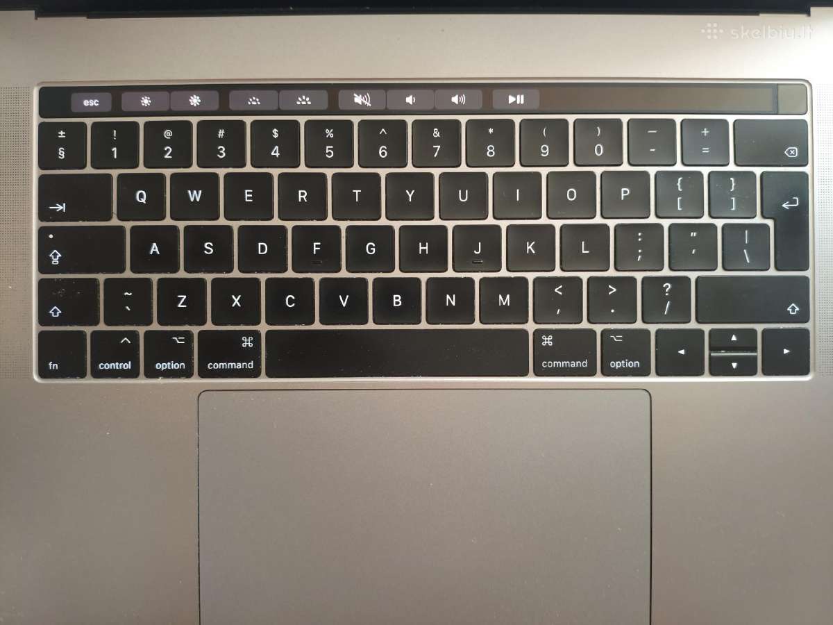Apple MacBook Pro 15" (2017 m.) – i7 / 16 GB RAM - nuotraukos Nr. 3
