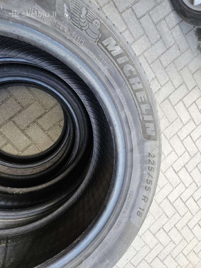 4 Mishelin 225/55 R 18 padangų komplektas - nuotraukos Nr. 4