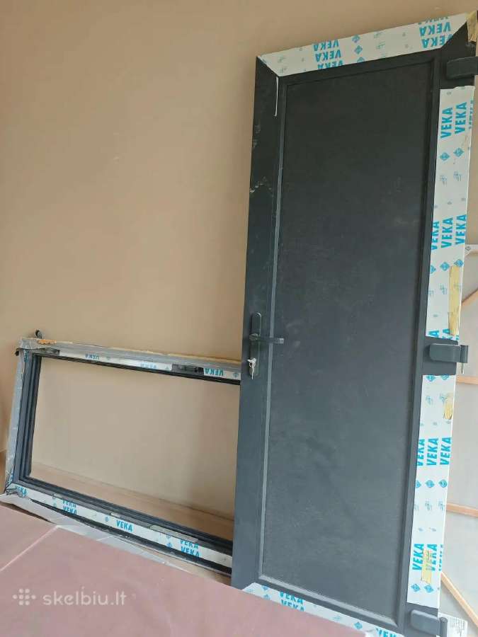 A++ Veka naujos plastikines durys