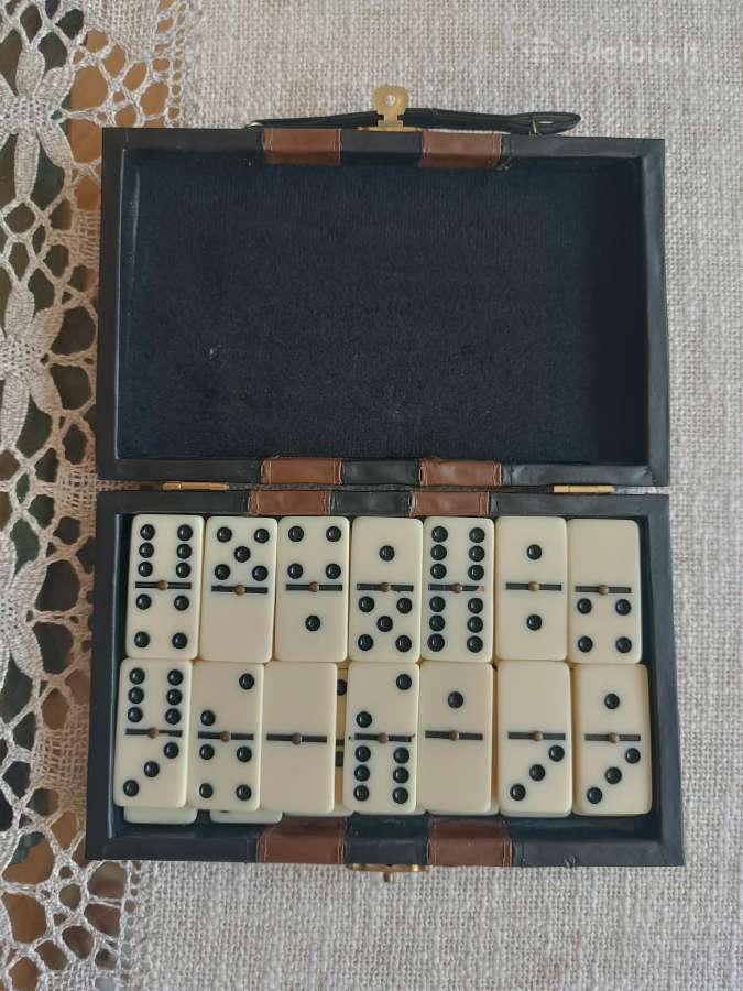 Tarybinis žaidimas Domino