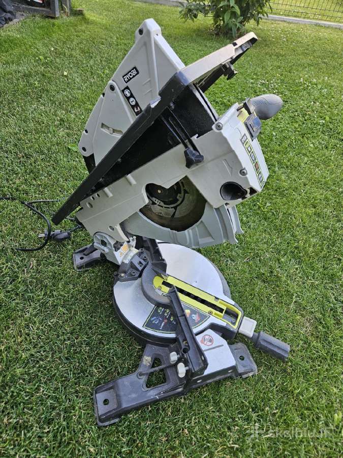 Skersinio pjovimo staklės Ryobi Rtms1800w