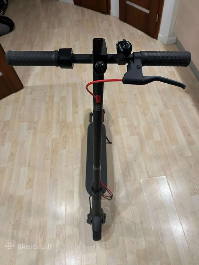 Xiaomi Mi Electric Scooter Pro (1st gen) - nuotraukos Nr. 2