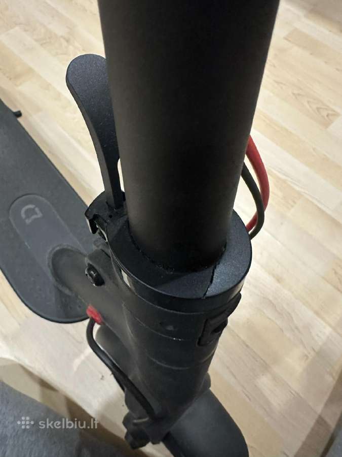Xiaomi Mi Electric Scooter Pro (1st gen) - nuotraukos Nr. 3