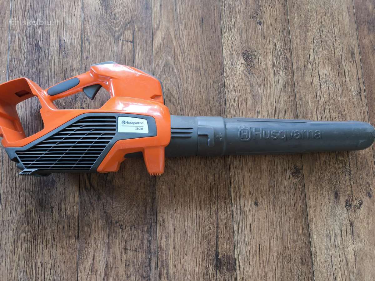 Husqvarna akumuliatoriniai pustuvai