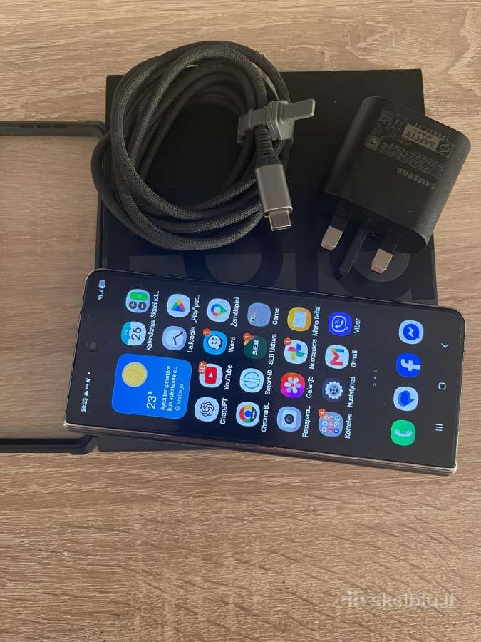 Samsung fold4
