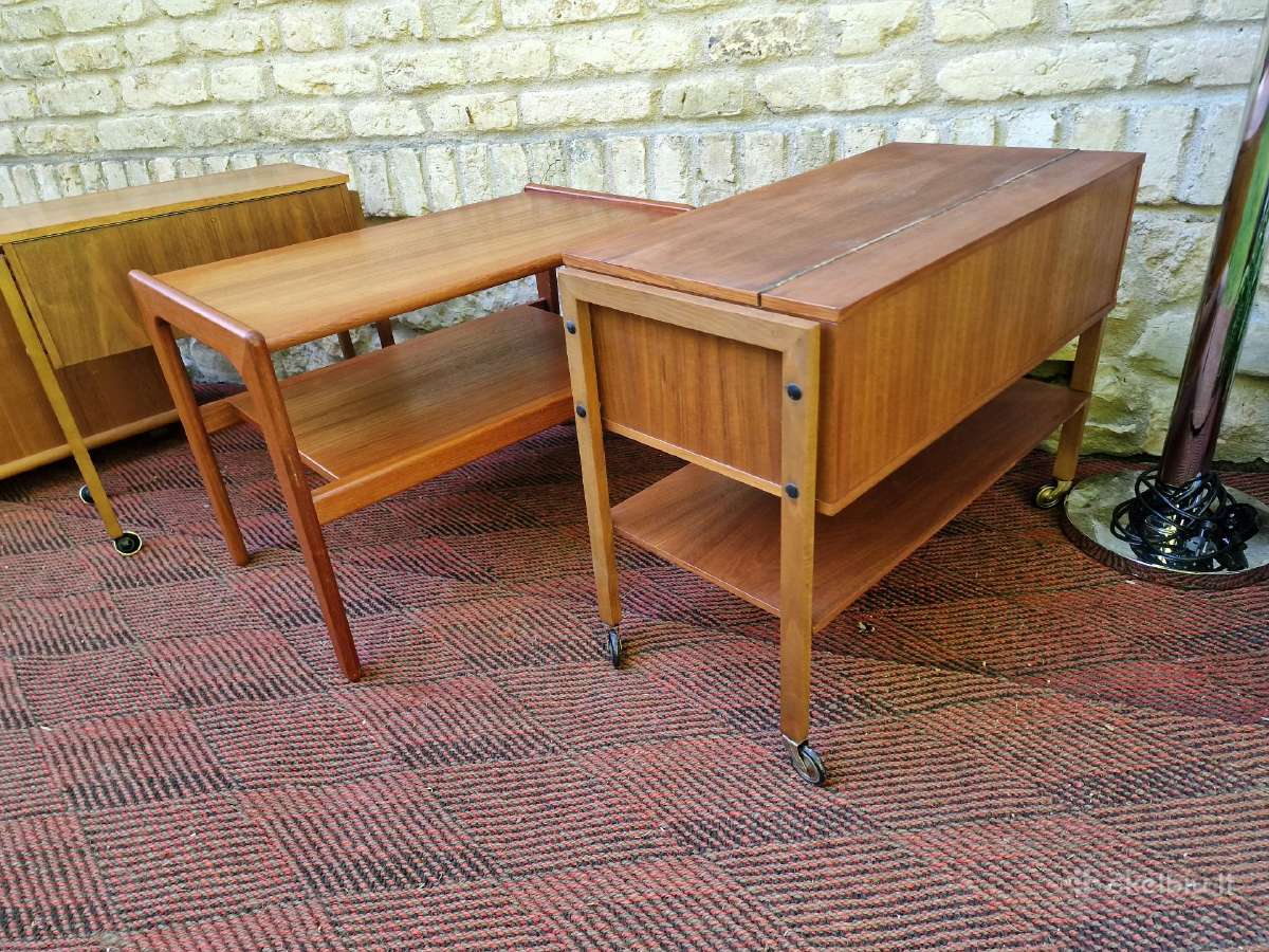 Vintažiniai mid century tikmedžio staliukai - nuotraukos Nr. 33