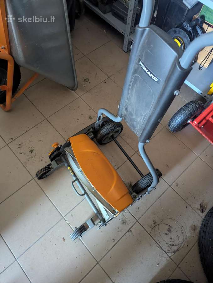 Mechaninė Žoliapjovė Fiskars