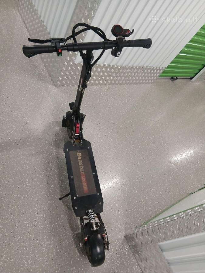 Galingas elektrinis paspirtukas Beaster 1000w
