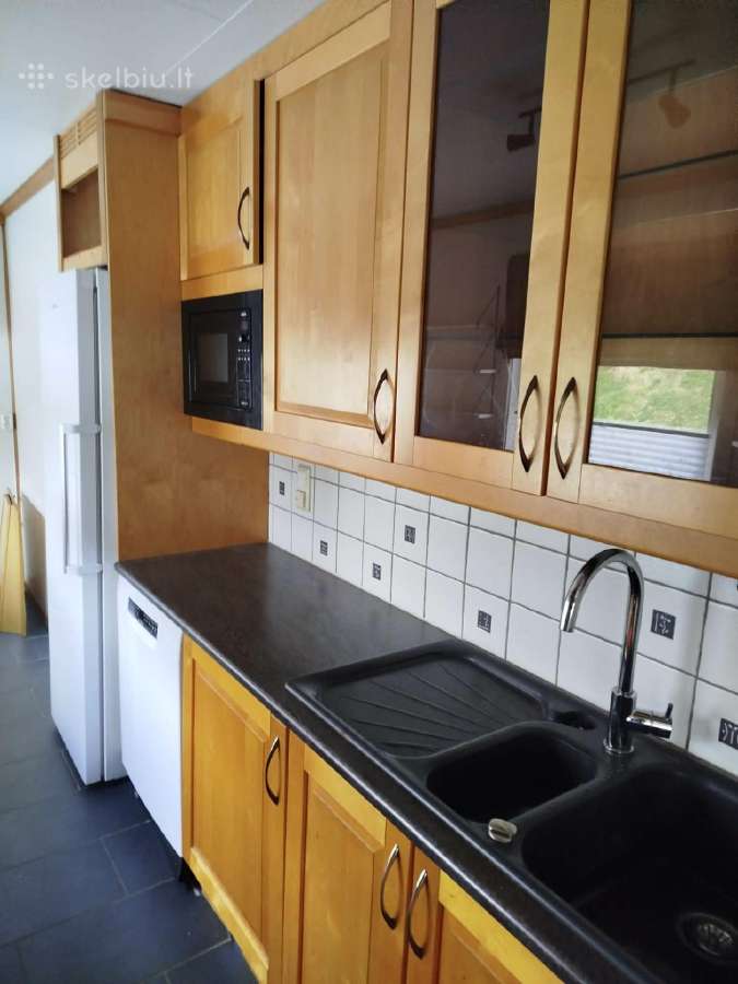 Medžio masyvo virtuvės komplektas – 2,65 + 3.66 m - nuotraukos Nr. 2