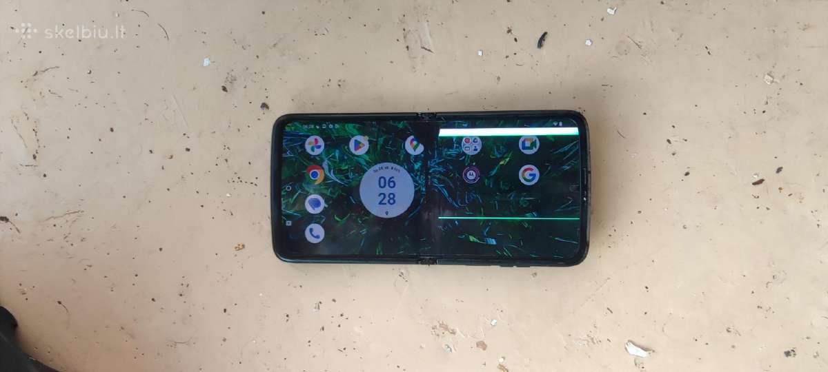 Motorola razr 2022 - nuotraukos Nr. 2