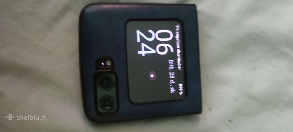 Motorola razr 2022 - nuotraukos Nr. 3