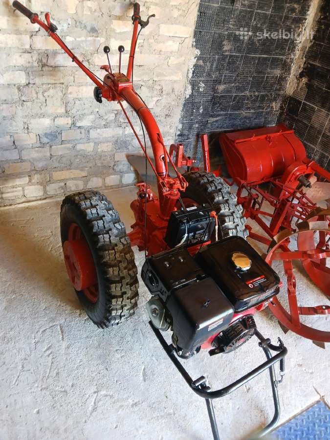 Parduodu motobloka Mtz-09