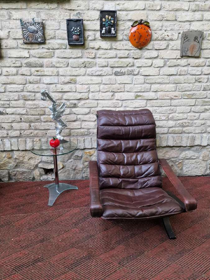 Vintažinis mid century autorinis odinis fotelis - nuotraukos Nr. 3