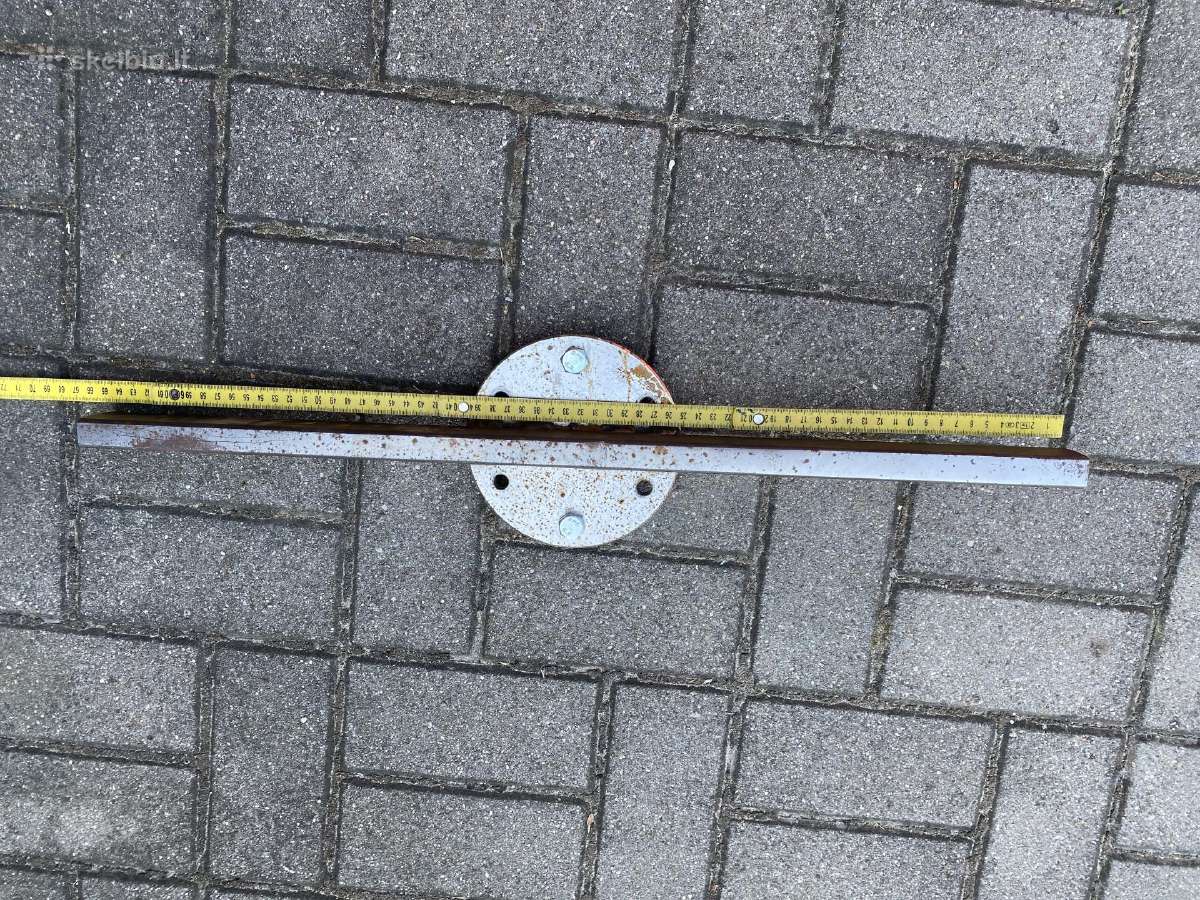 Rankena sraigtiniams pamatų poliams sukti 67 cm