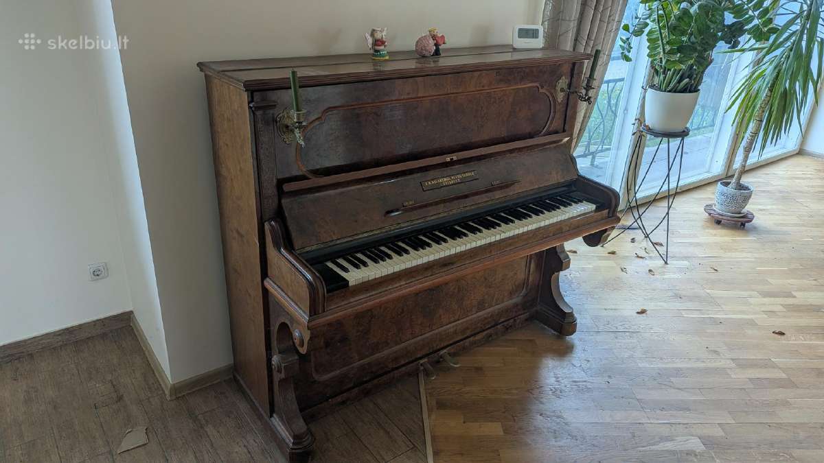 Antikvarinis pianinas – C.h.billbergs Piano Fabrik