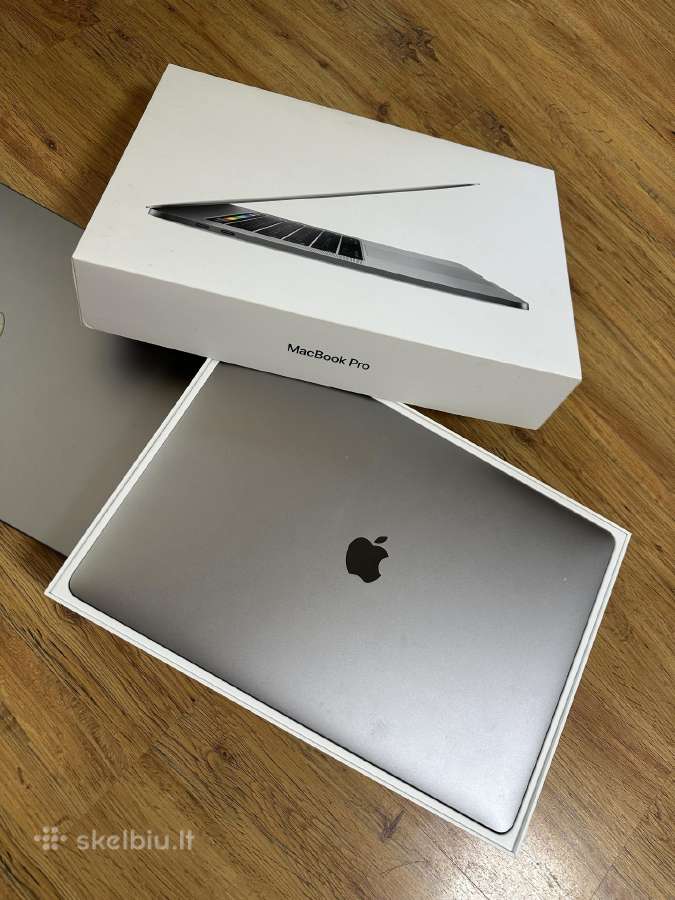 MacBook Pro 15 2019 i7 16gb