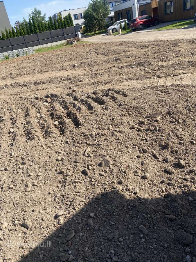 Dovanoju zemiu sklypo pakelimui