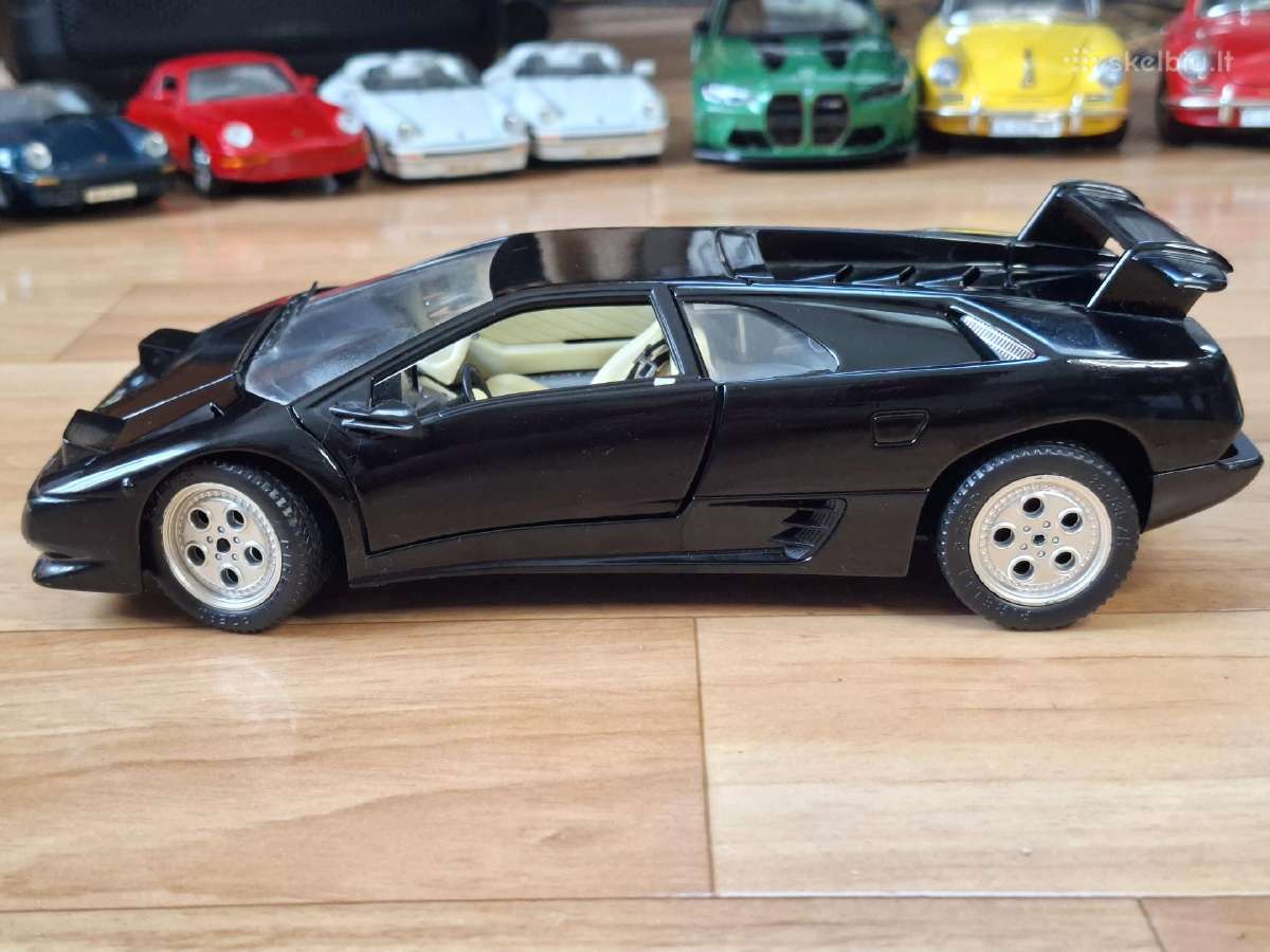 1:18 Lamborghini Diablo - nuotraukos Nr. 2