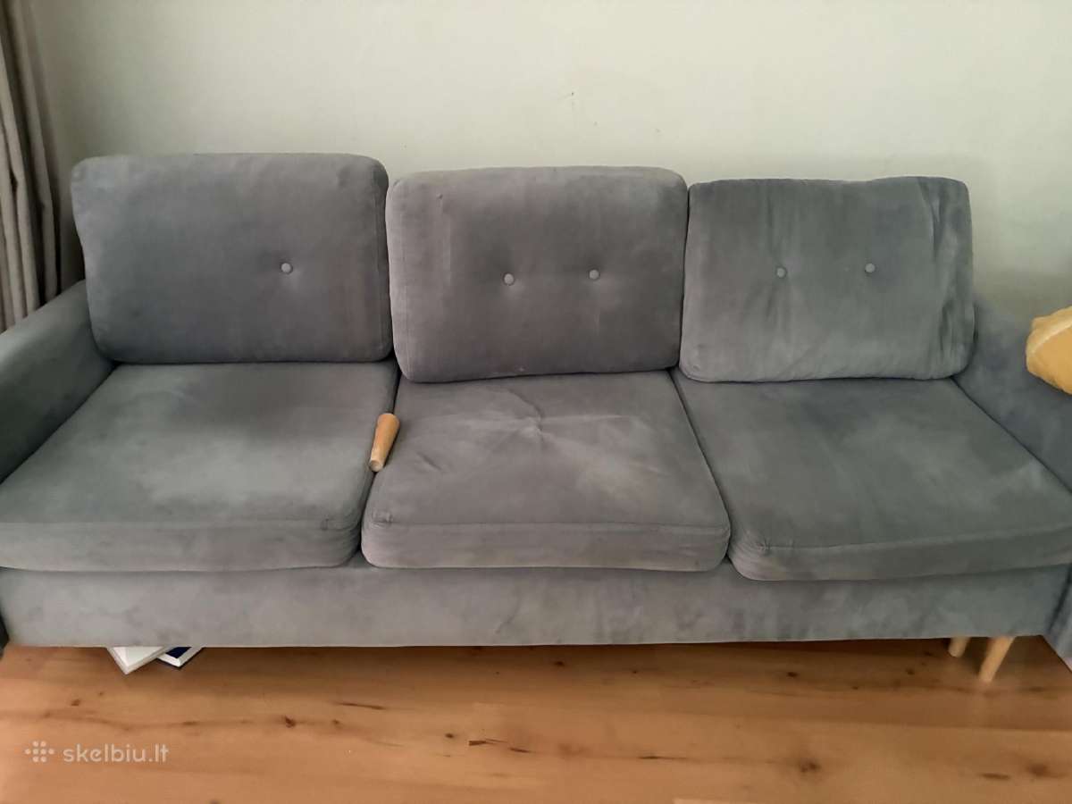 Dovanojama sofa lova