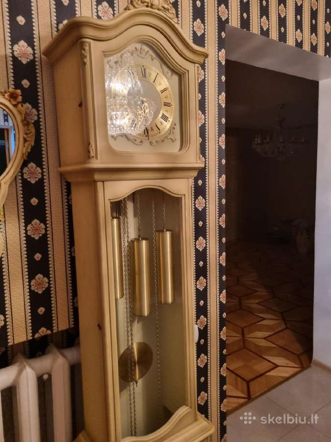 Pastatomas senovinis vokiškas laikrodis