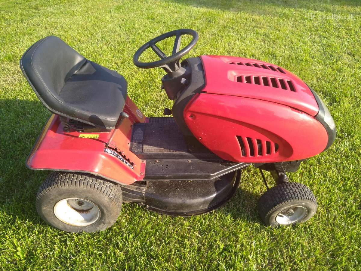 Sodo traktoriukas Mtd Lawnflite 604