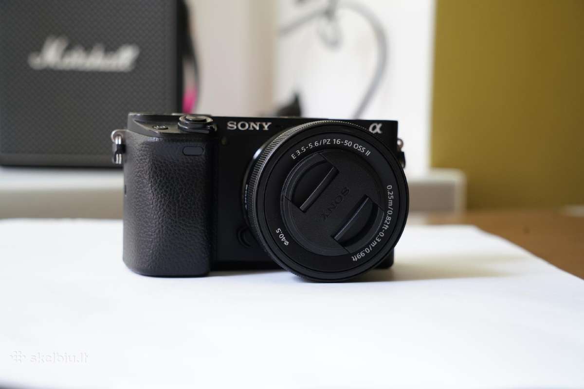 Sony A6400 + Sony E Pz 16-50mm Oss II
