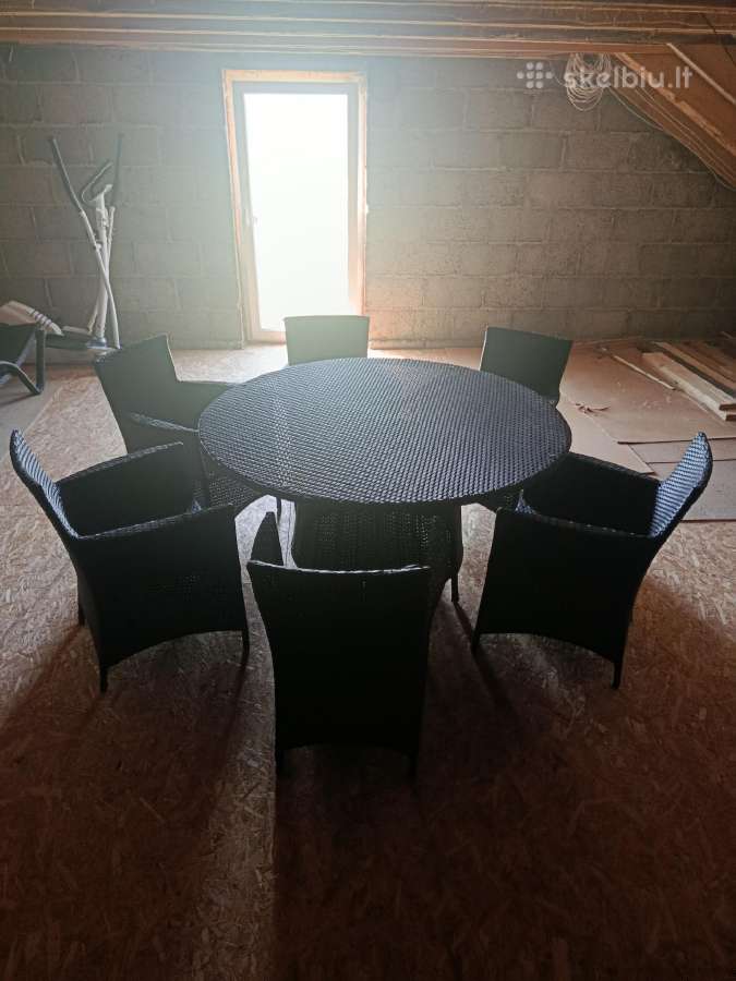 Lauko baldai
