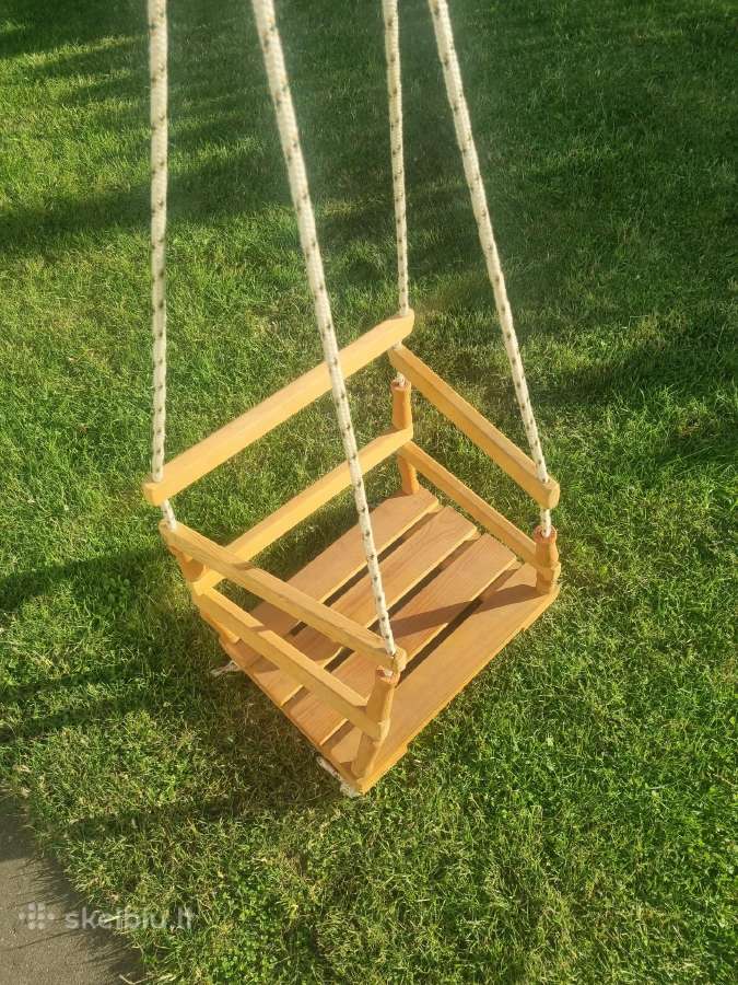 Pakabinamos medinės vaikiškos supynės