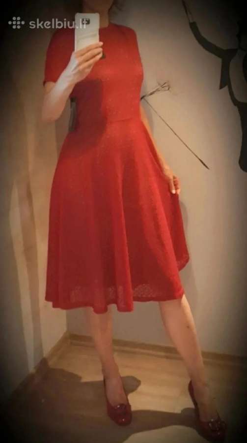 Goldie London suknelė