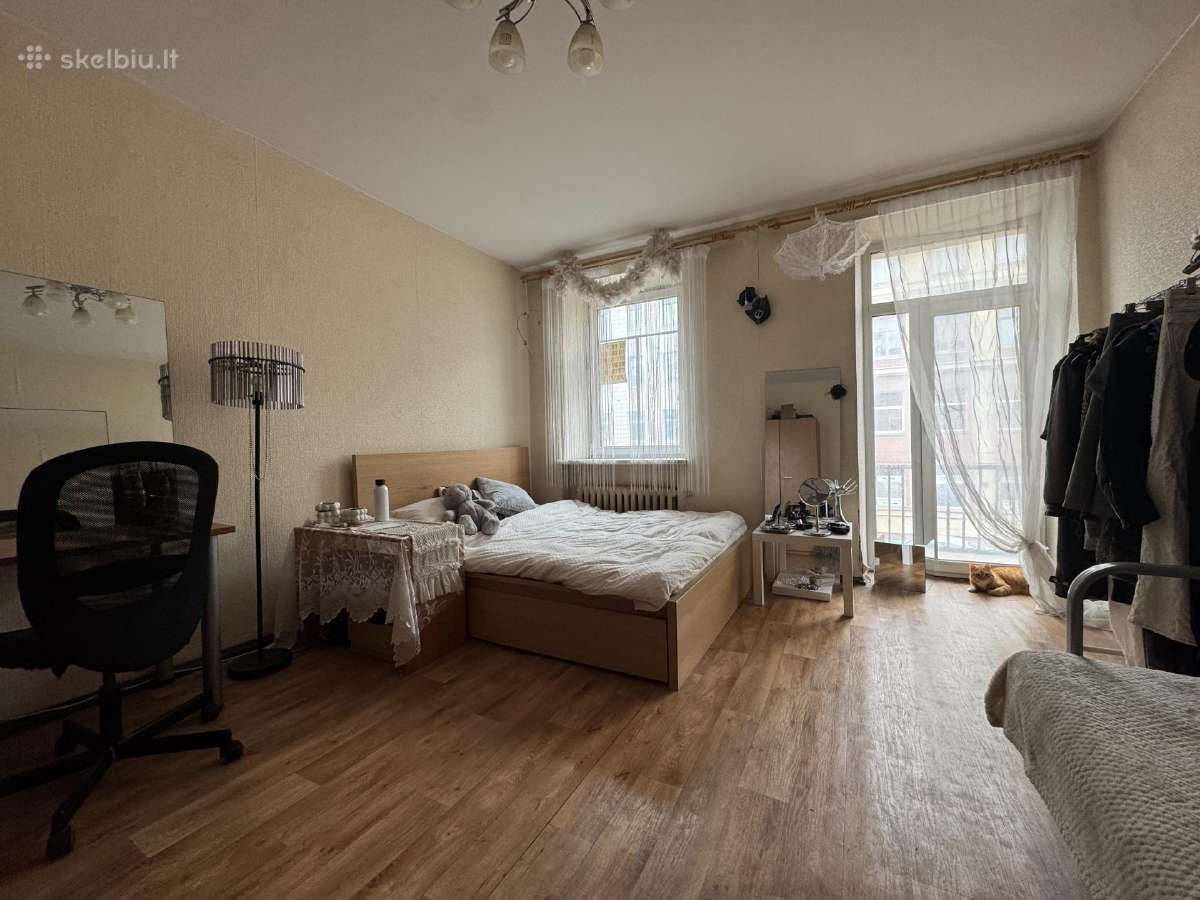 Nuomojamas kambarys 2 kambariu bute