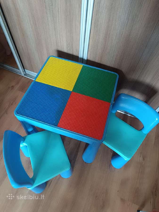 Lego stalas