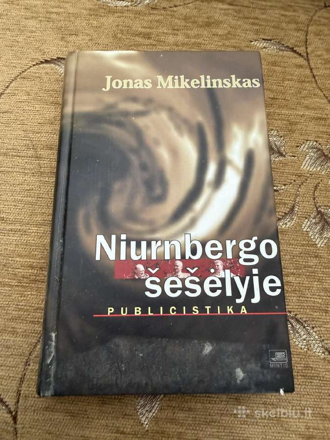 Niurnbergo šešėlyje