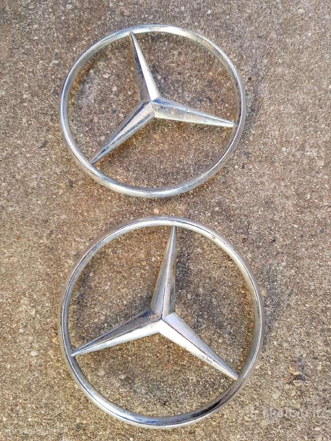 Automobilio priekaba. Padangos. Mercedes-benz ženk - nuotraukos Nr. 22