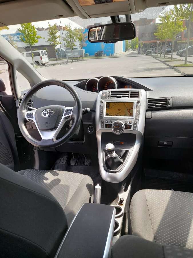 Parduodamas Toyota Verso - nuotraukos Nr. 7