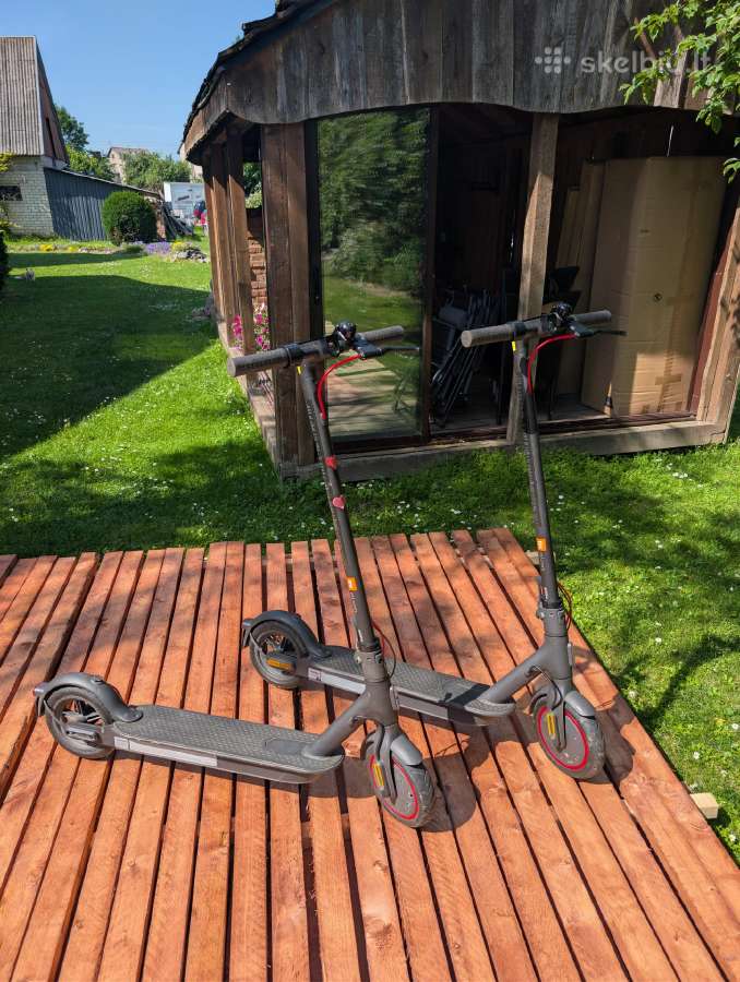 Parduodami du „Xiaomi Mi Electric Scooter Pro 2“ p