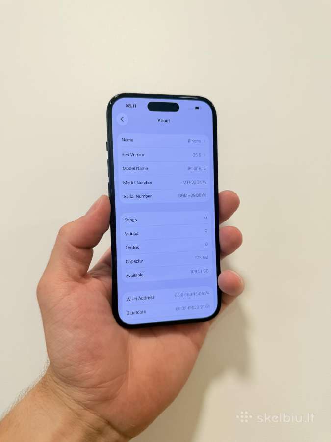 iPhone 15 128