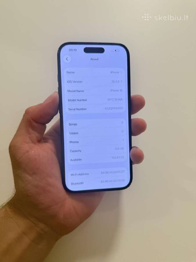 iPhone 16 128
