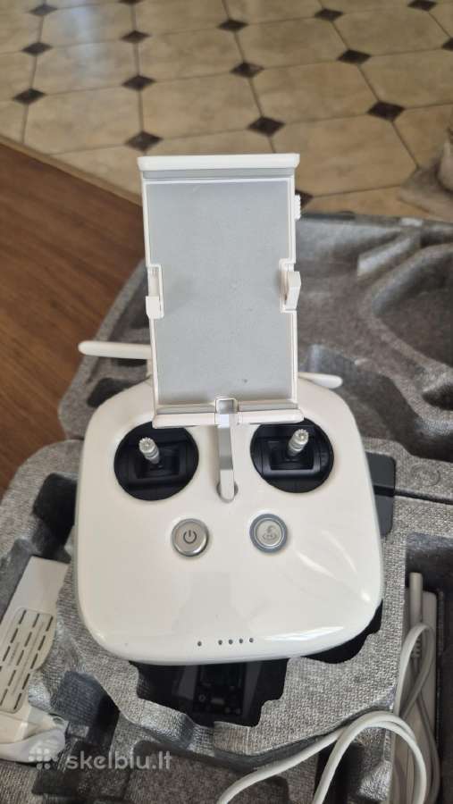 Dji Phantom 4 +3 baterijos 10 iš 10 - nuotraukos Nr. 5
