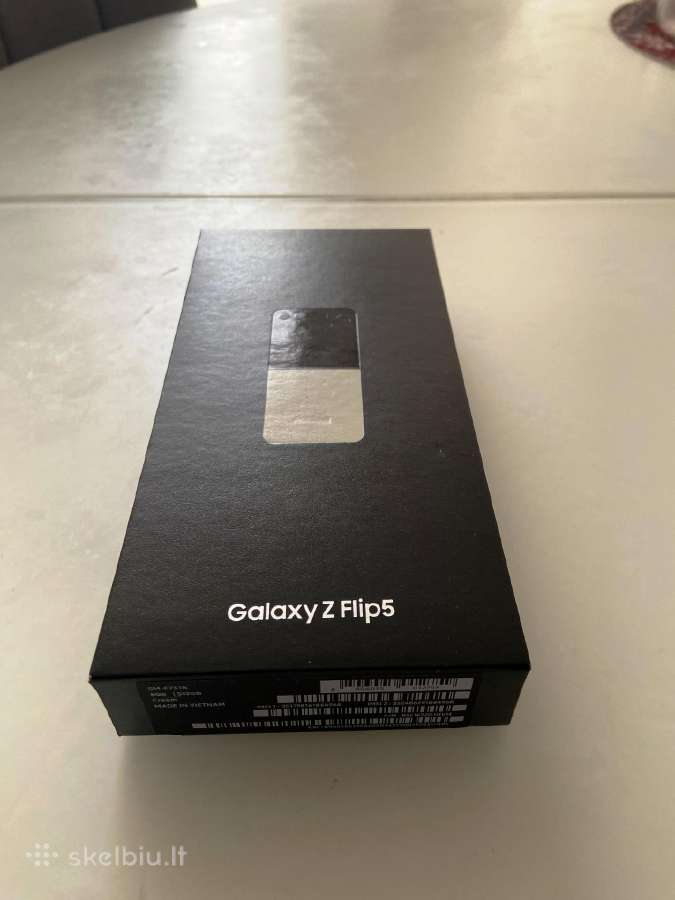 Samsung Flip Z5/ 512gb pilnai veikia !