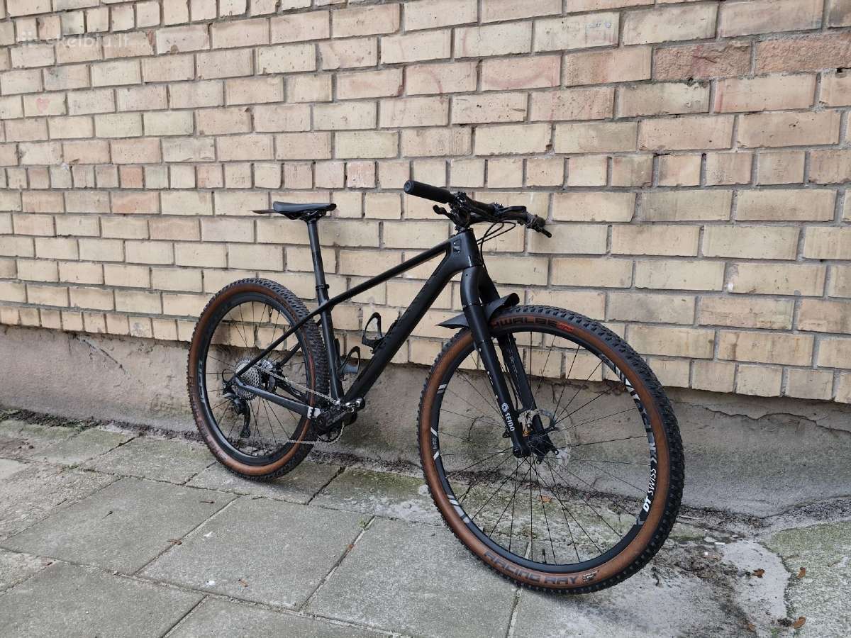 Canyon Exceed CF SL