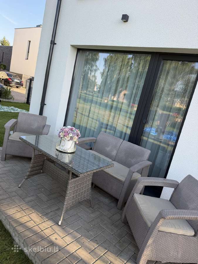Lauko baldai
